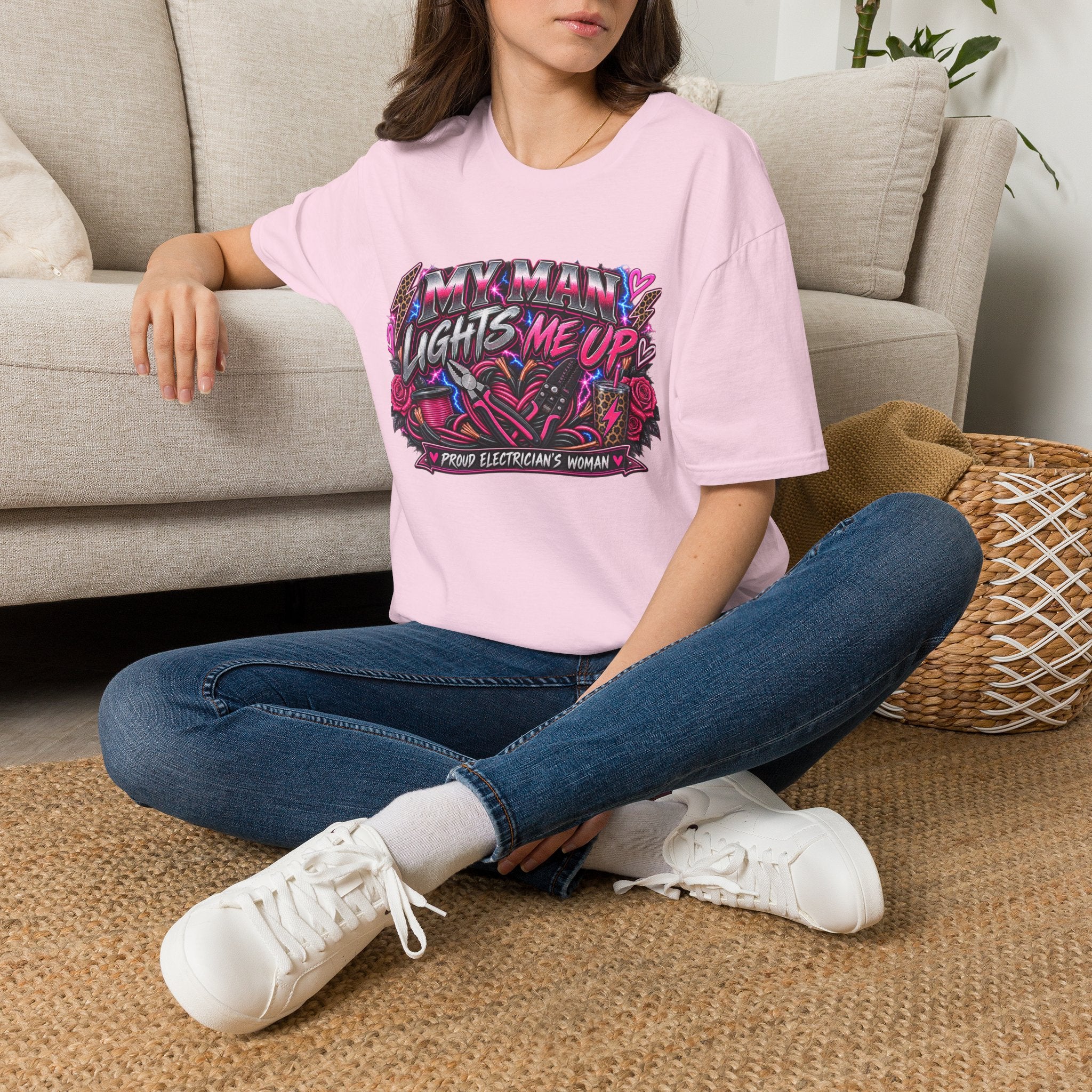 T‑Shirt — "My Man Lights Me Up" Retro Neon Floral Graphic Tee